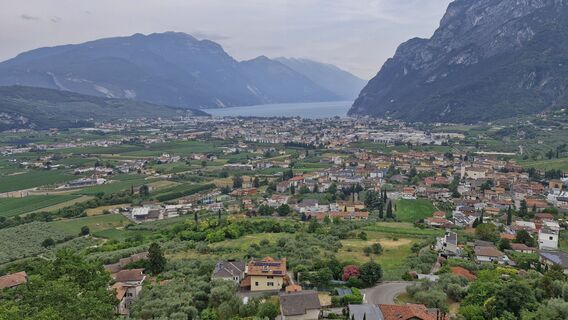 Photo de George Tangara le long du parcours