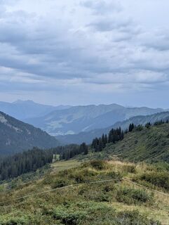 Fotografija s spletne strani Arne Schlieder na poti