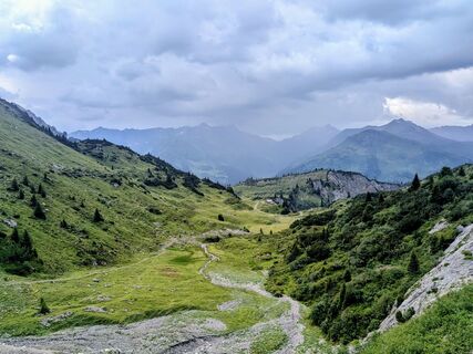 Fotografija s spletne strani Sabrina Hackel na poti