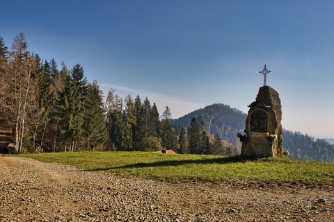 Kreuz oberhalb vlg. Sprinzelhofer