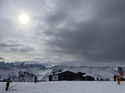 Zdjęcie z Claudio Greve wzdłuż trasy