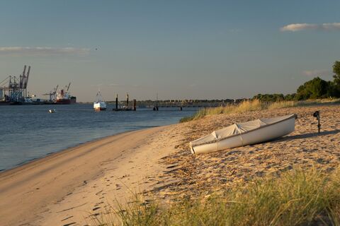 Weserstrand auf der Insel Harriersand