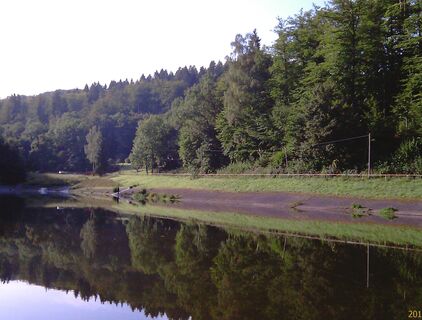 Stausee mit Blick zum Grillplatz