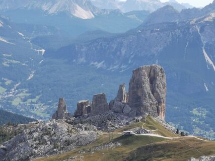 Fotografija s spletne strani Vida Burja na poti