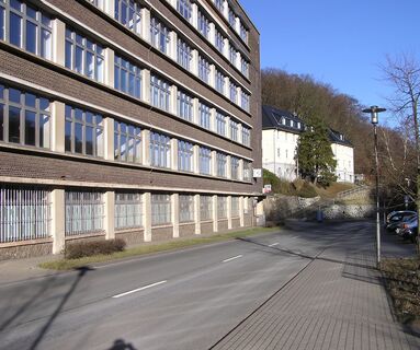 Firma Pointec mit Uhrenmuseum, Ruhla