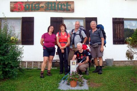 Pilgerstein beim Hoiswirt in Modriach
