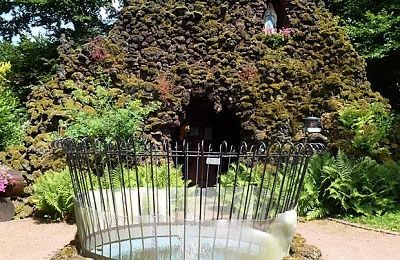 Lourdes Grotte