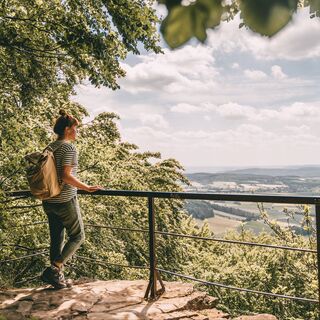 Aussicht auf dem Weserbergland-Weg beim Hohenstein