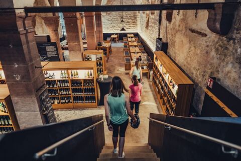 Zugang zur Vinothek Taubertal