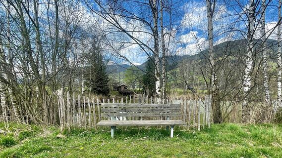 Rastplatz in idyllischer Natur