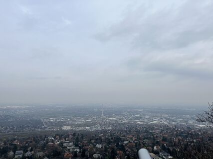 Zdjęcie z Lili Bártfai wzdłuż trasy