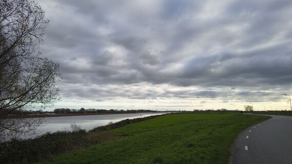 Zdjęcie z Peter Fasol wzdłuż trasy