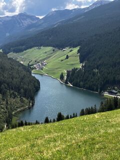 Fotografia z Jürgen Plischke na trase