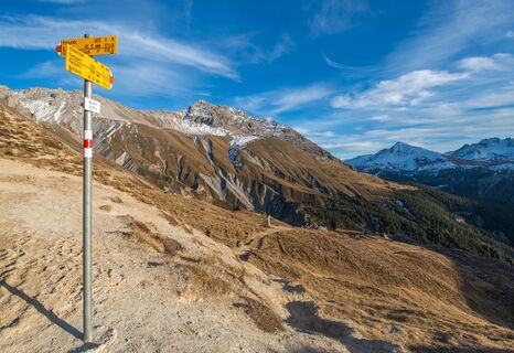 Wegweiser auf dem Margunet.