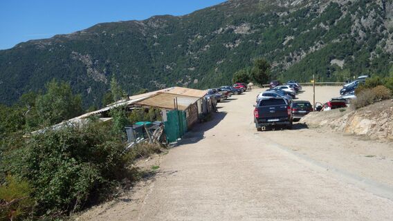 Parkplatz oberhalb von Soccia