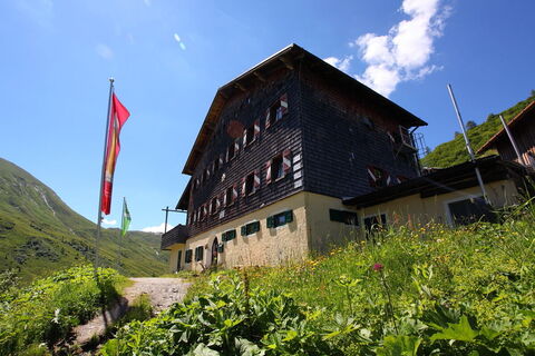Tappenkarseehütte von vorne