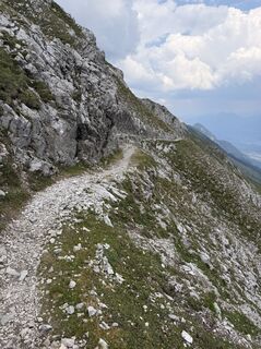 Fotografia z Beyhan Goenuel na trase