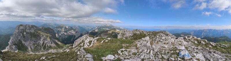 Fotografija s spletne strani Hakuna Matata na poti