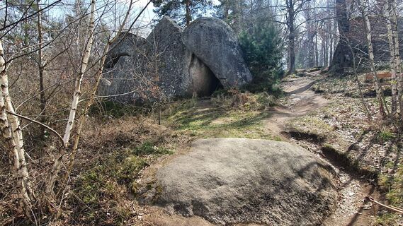 0.7 km Pyramidenstein