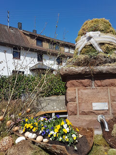 Dorfbrunnen Hönig