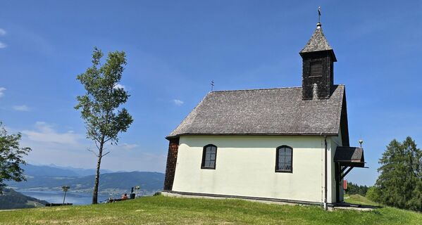 Фото с сайта Emillie Gessert во время экскурсии
