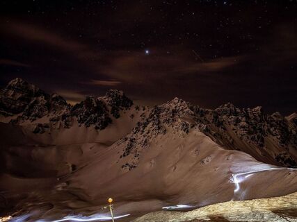 tourengeher-abend-damenabfahrt 2048x1536.jpg