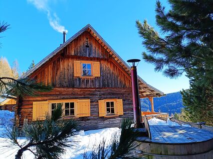Gastalmhütte am Preber
