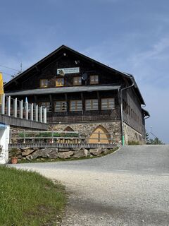 Fotografie de la Christian Mai de-a lungul turului