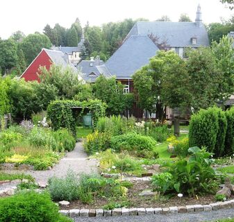 Thüringer Kräutergarten - Großbreitenbach