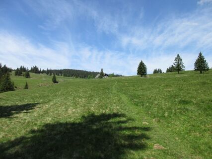 Die Brendlhütte taucht auf.