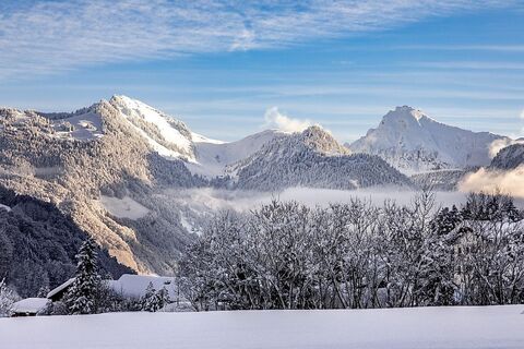 Blick in die verschneite Landschaft