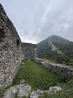 Fotografija s spletne strani Nikoletta Sándor-Opavszky na poti