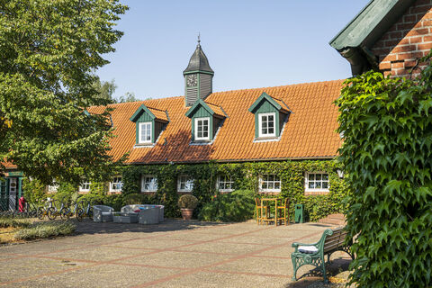 Nebengebäude Schloss Lüdersburg