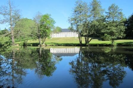 Park mit Orangerie_Ebersdorf.jpg