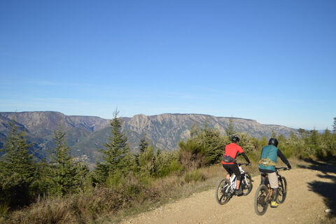 LIAISON ENDURO 6.jpg