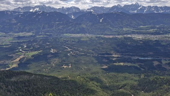 Zdjęcie z Štefan Jenko wzdłuż trasy