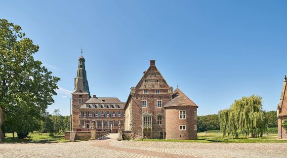raesfeld-schloss-1