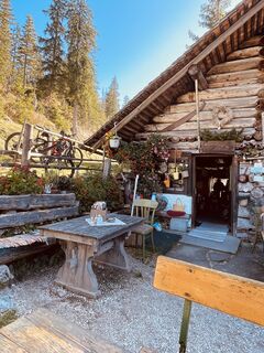 Zdjęcie z Christine Hödlmoser wzdłuż trasy