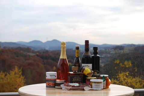 Produktauswahl im Vulkanland Sekt Kulinarium