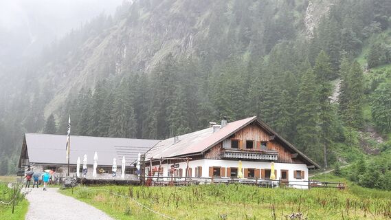 Fotografia z Heidi Schmid na trase