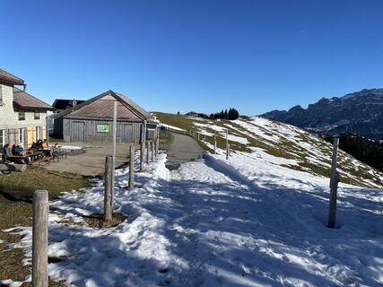 Kuva osoitteesta Andre Tatter matkan varrella