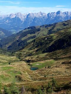 Blick ins Saalfeldner Becken