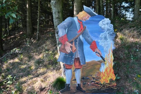 Türkenlouispfad_Fußsoldat_FeuerWalter Biselli