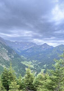 Fotografija s spletne strani Caro Jakob na poti