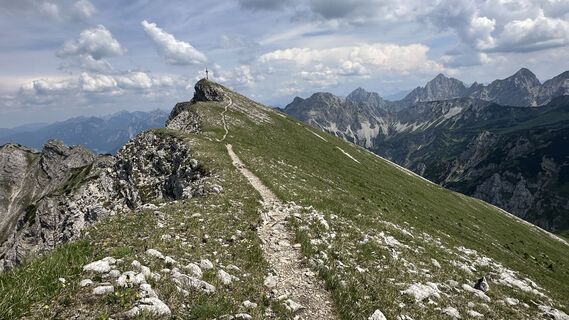 Fotografija s spletne strani Horst Büchele na poti