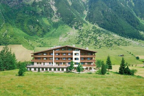 Alpenhotel Tirol