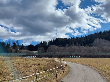 Zdjęcie z Franz Hasenberger wzdłuż trasy