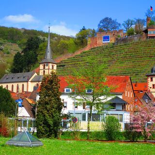 Klingenberg mit der Clingenburg