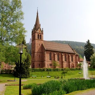 Die Kirche in Höfen an der Enz