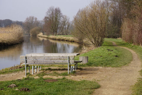 Bank an der Niers in Wachtendonk